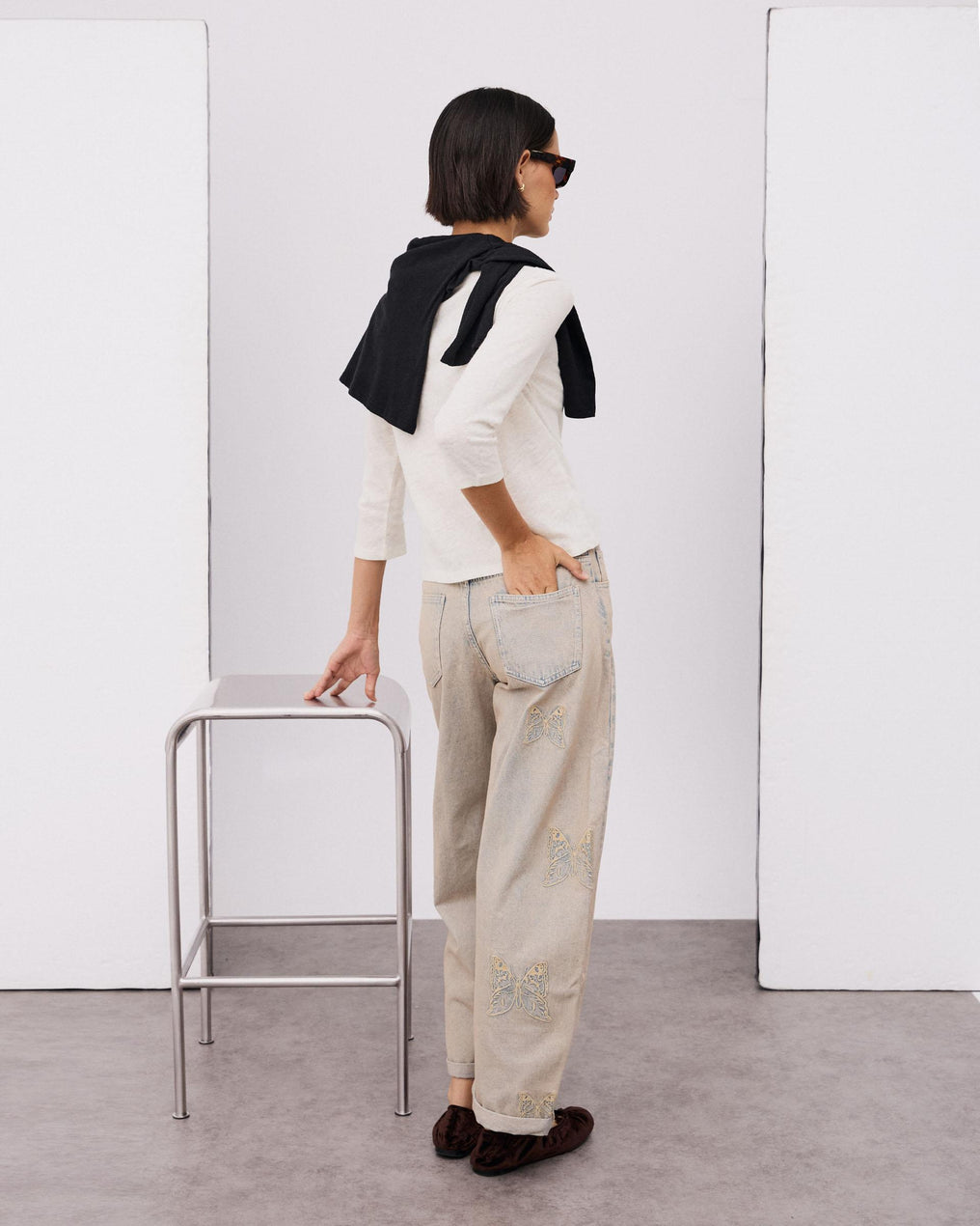 Jeans Bordados Mariposa Beige