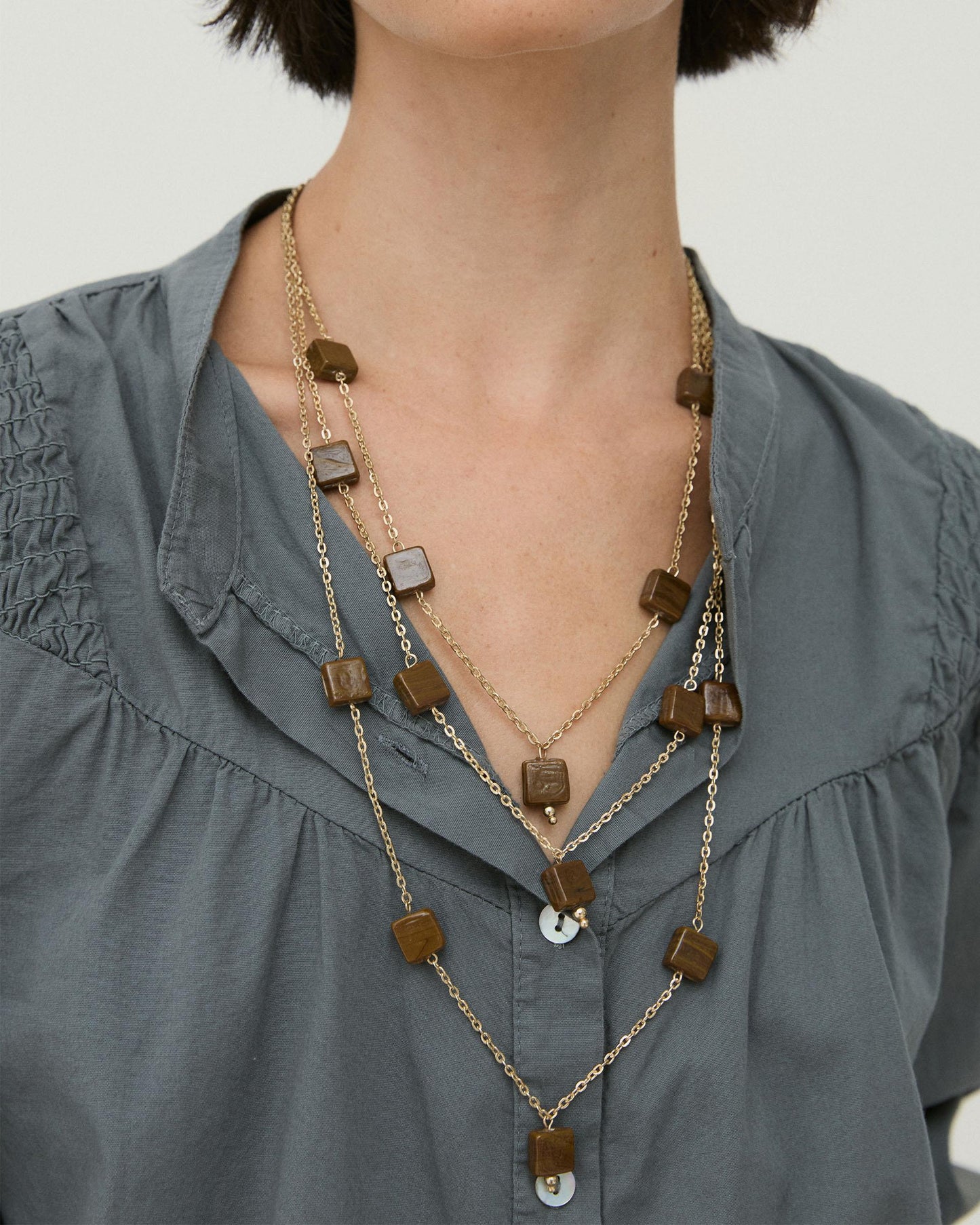 Collar Cuadrados Oro