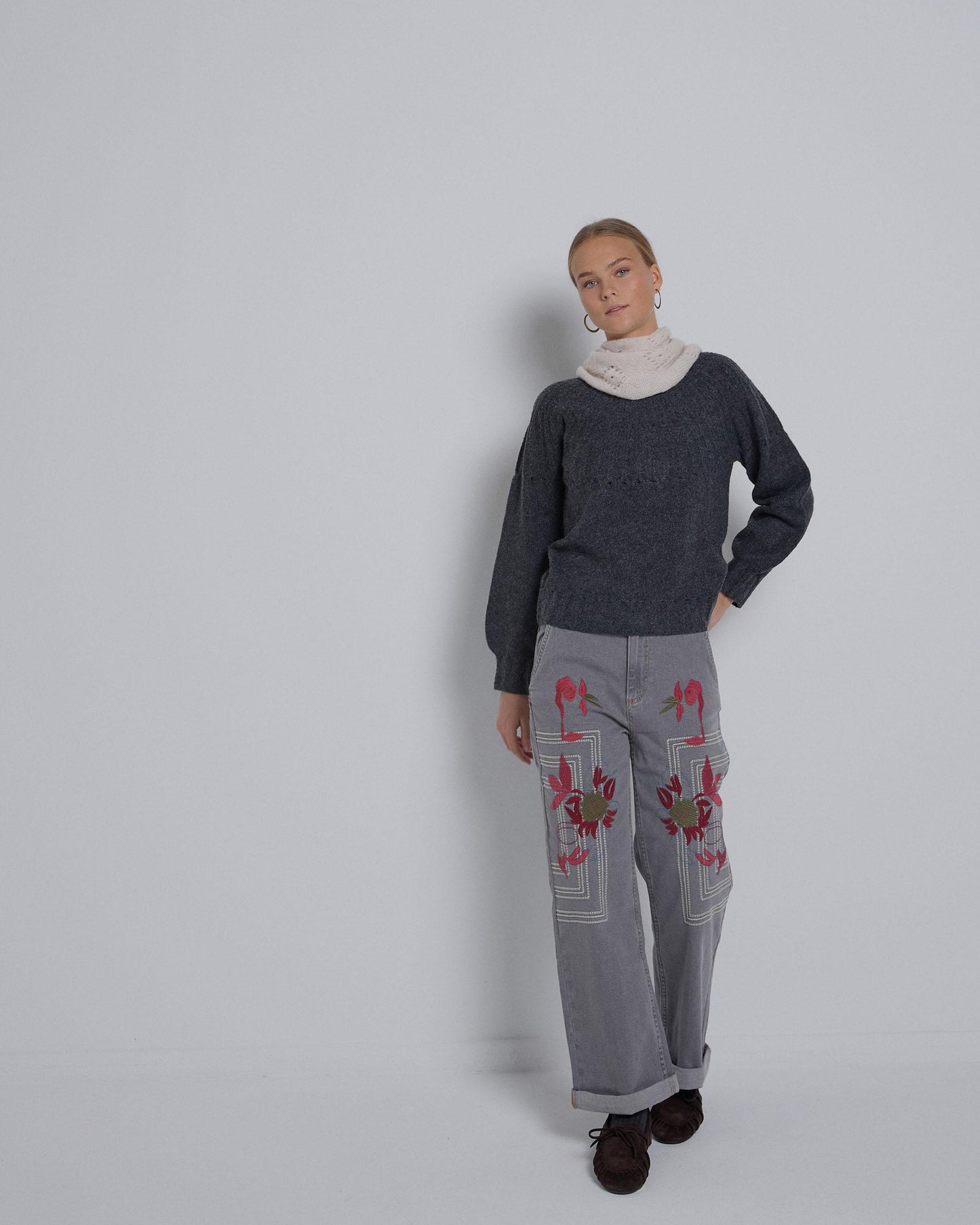 Embroidered Jeans with Flowers and Squares in Gray