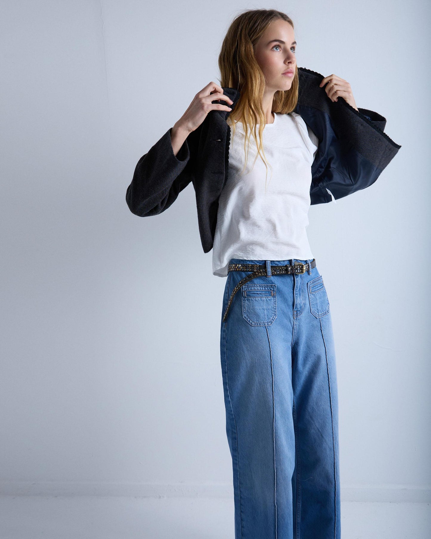 Basic White Round Neck Blouse