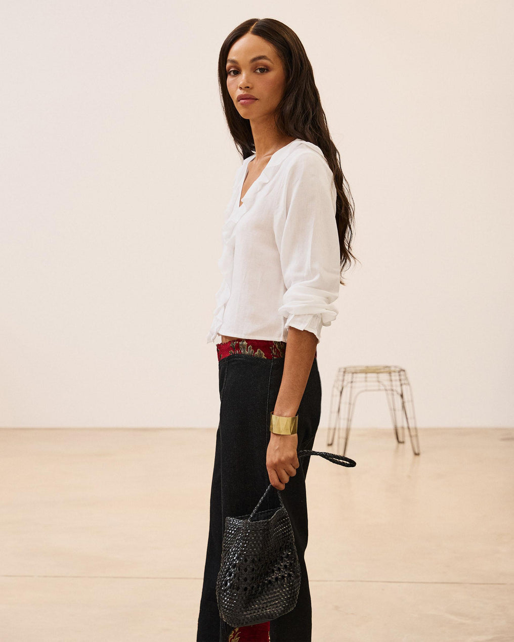 Blusa Decote V Volantes Branca
