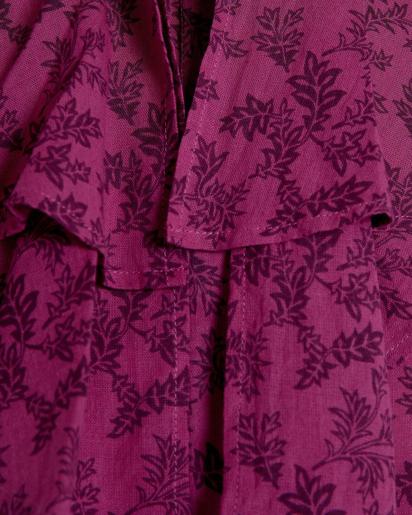 Blusa Volantes Asimétricos Estampada Rosa