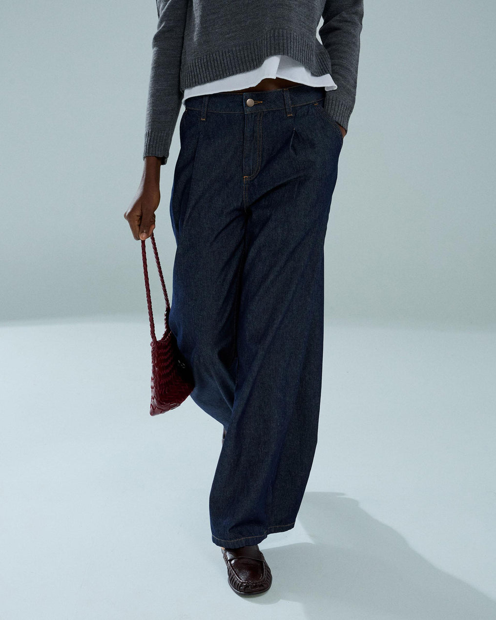 Jeans Pinzas Fluidos Azul Oscuro
