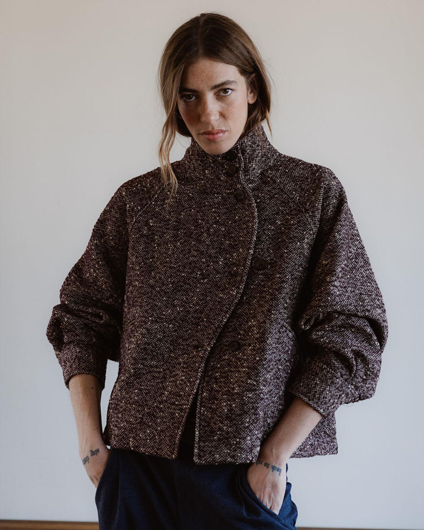 Bomber Cuello Subido Granate