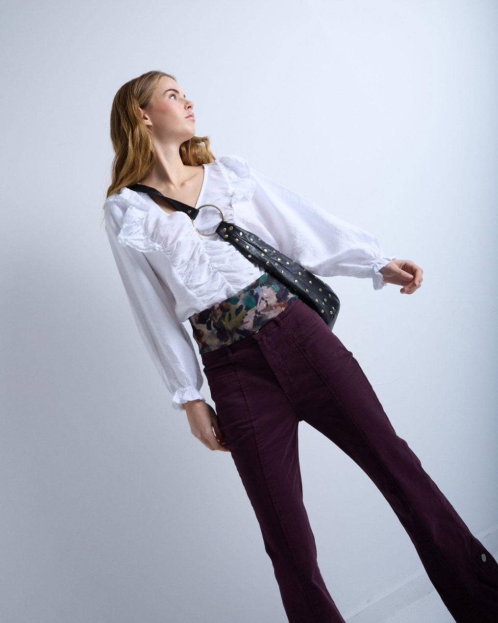 Jeans with Button Stitching and Burgundy Hem