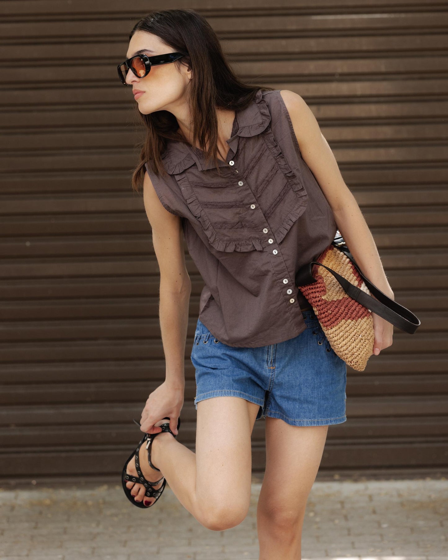 Sleeveless Blouse with Brown Bib