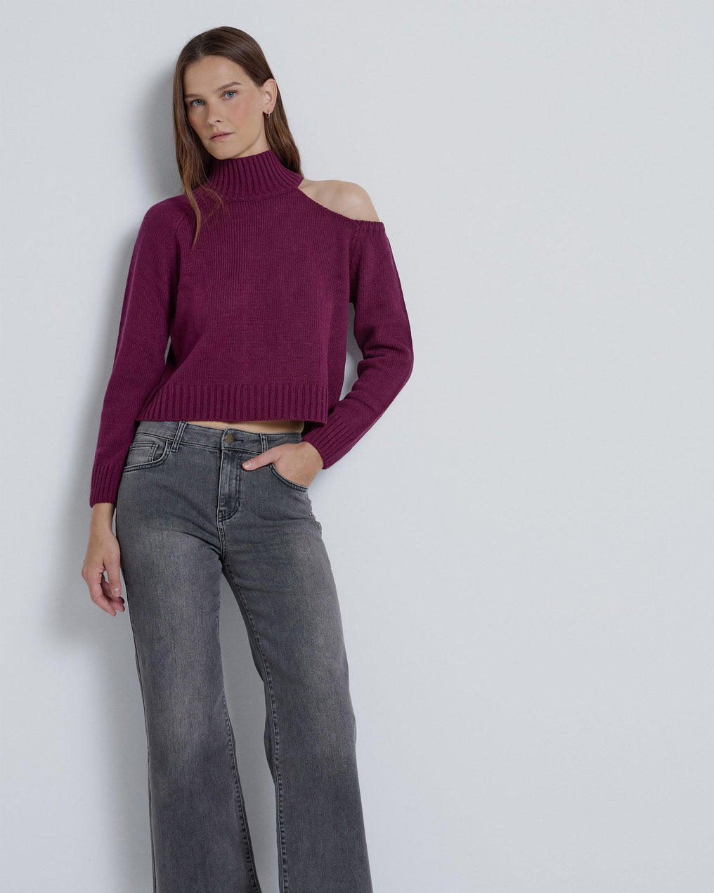 Camisola de manga assimétrica beringela