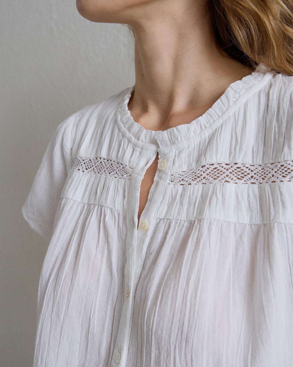 Blusa Manga Corta Puntillas Blanca