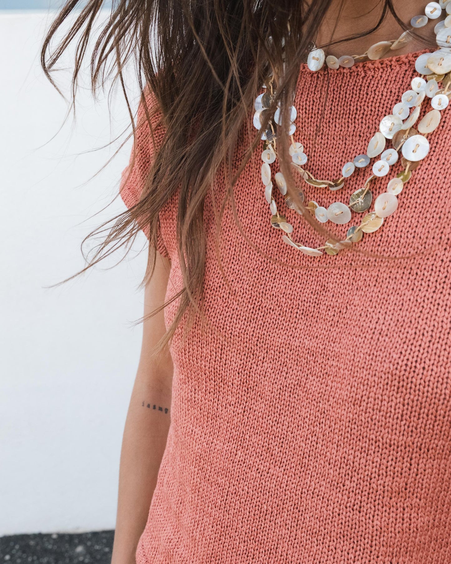 Blusa de malha de manga curta coral