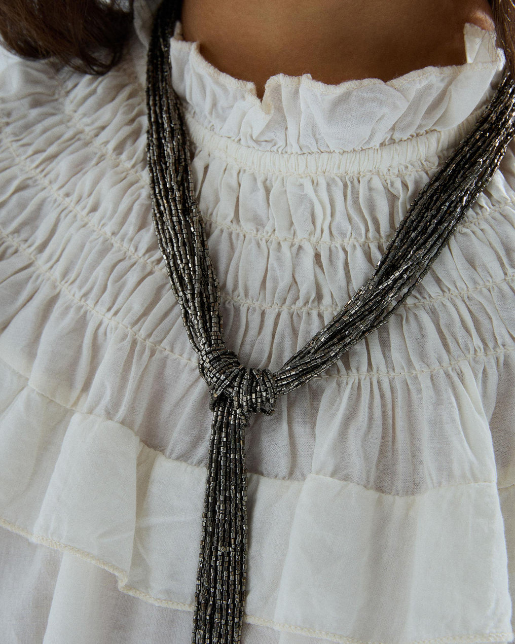 Collar Corbatero Tiras Bolitas Plata