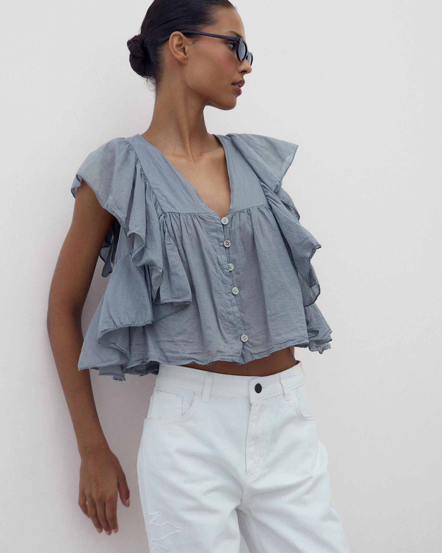 Blusa Botones Volantes Antracita
