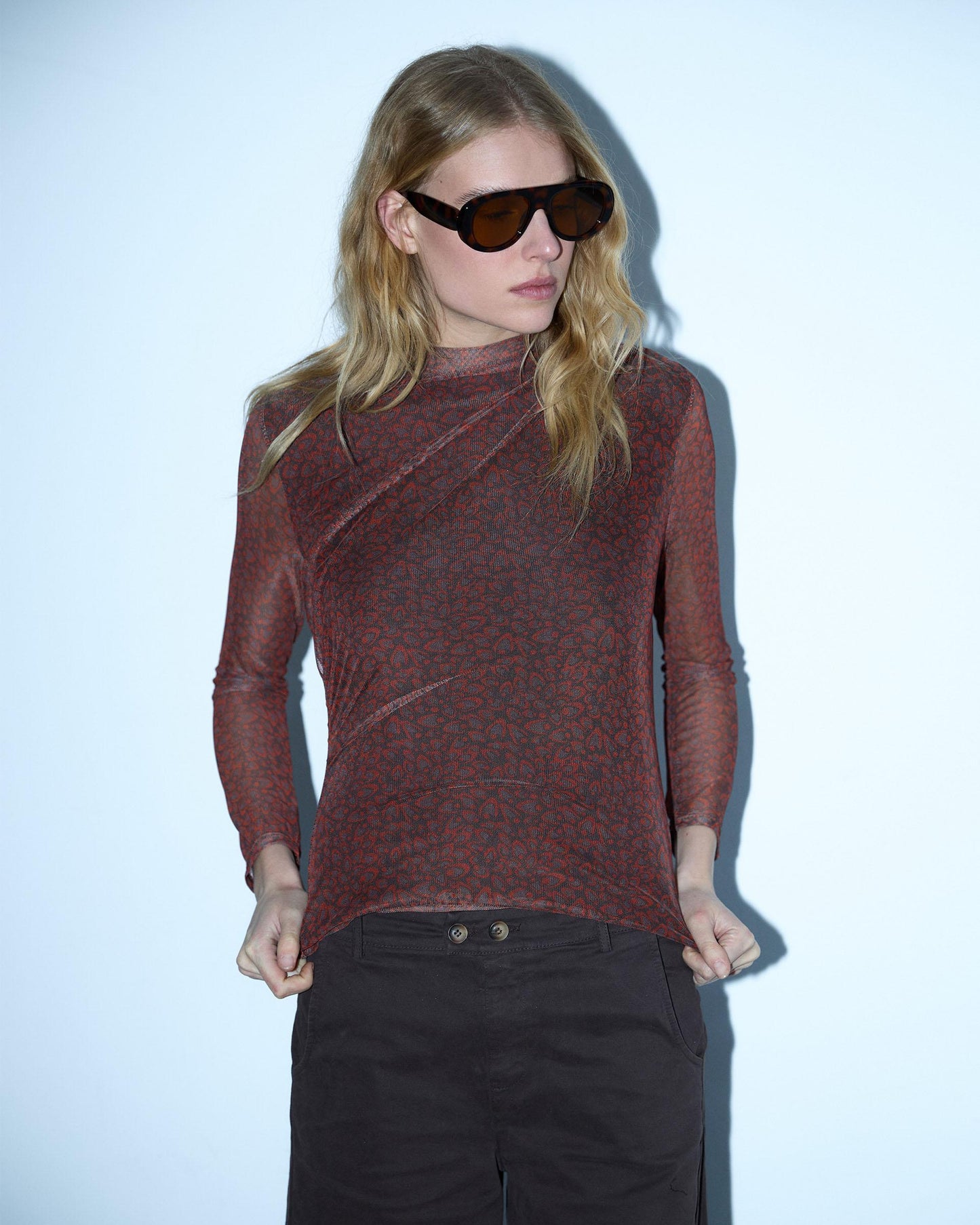 Top Drapeado Tul Estampado Marrón