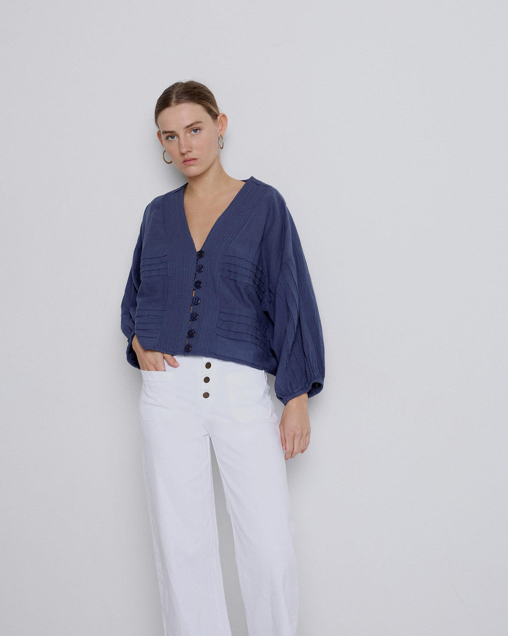 Jeans Bolsillos De Plastón Blanco