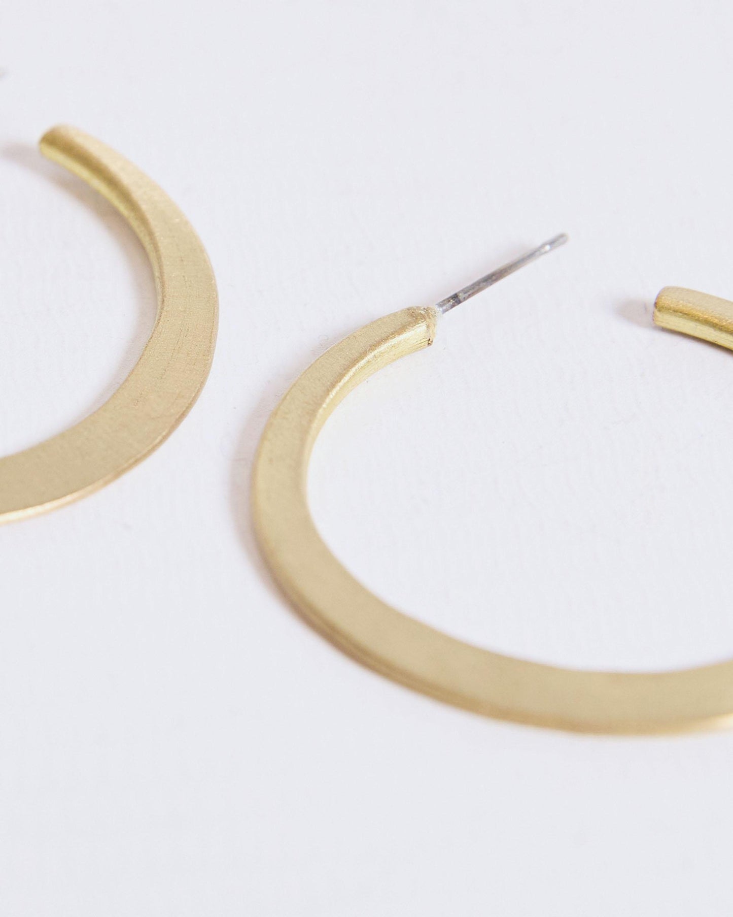 Brincos de argola de ouro