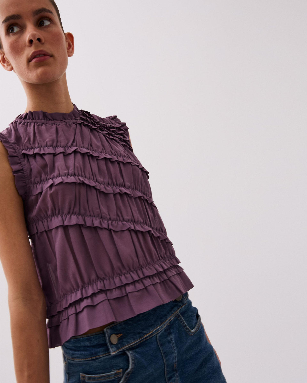 Top Violet sans Manches à Volants Diagonaux