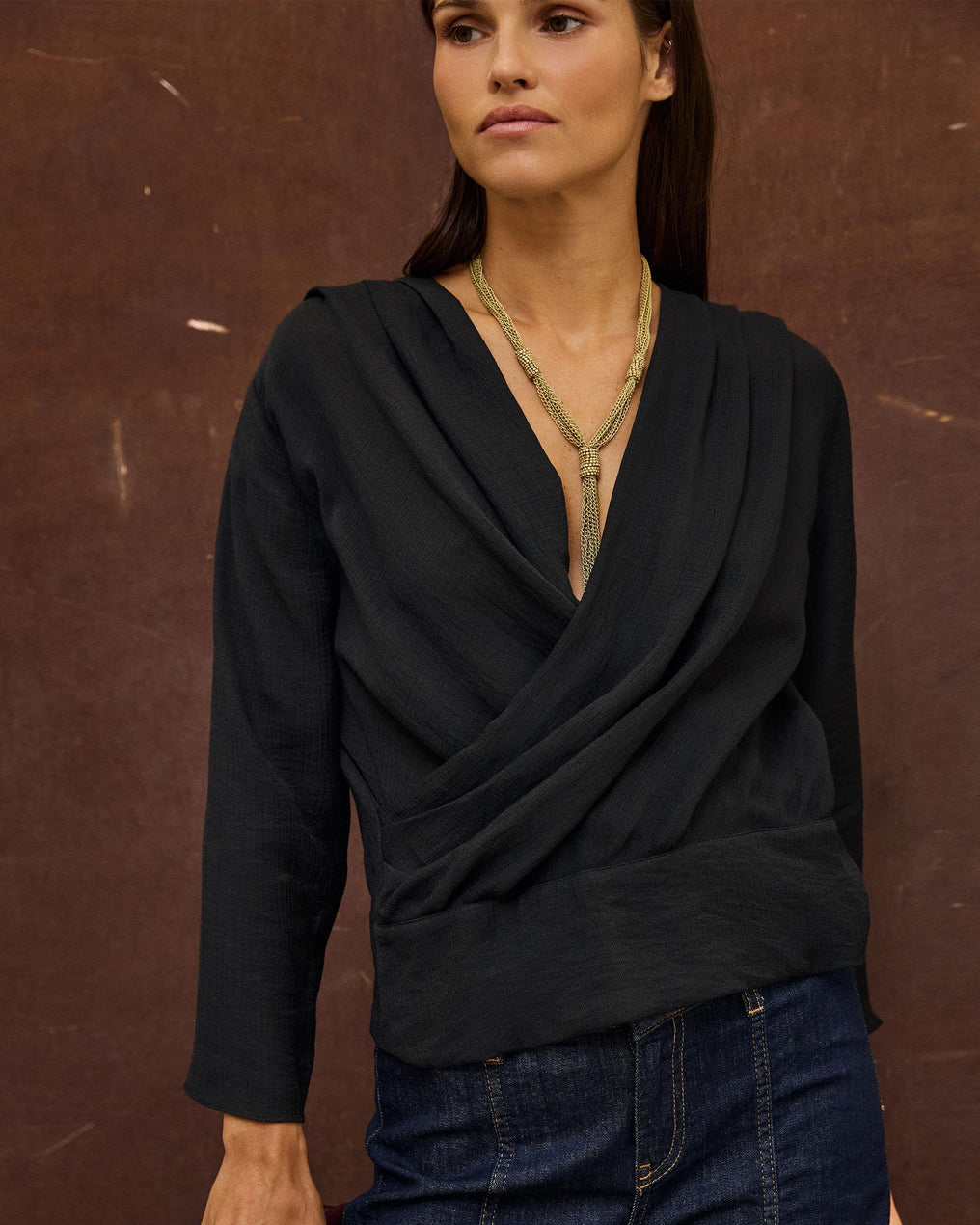 Blusa Drapeada Botones Laterales Negro