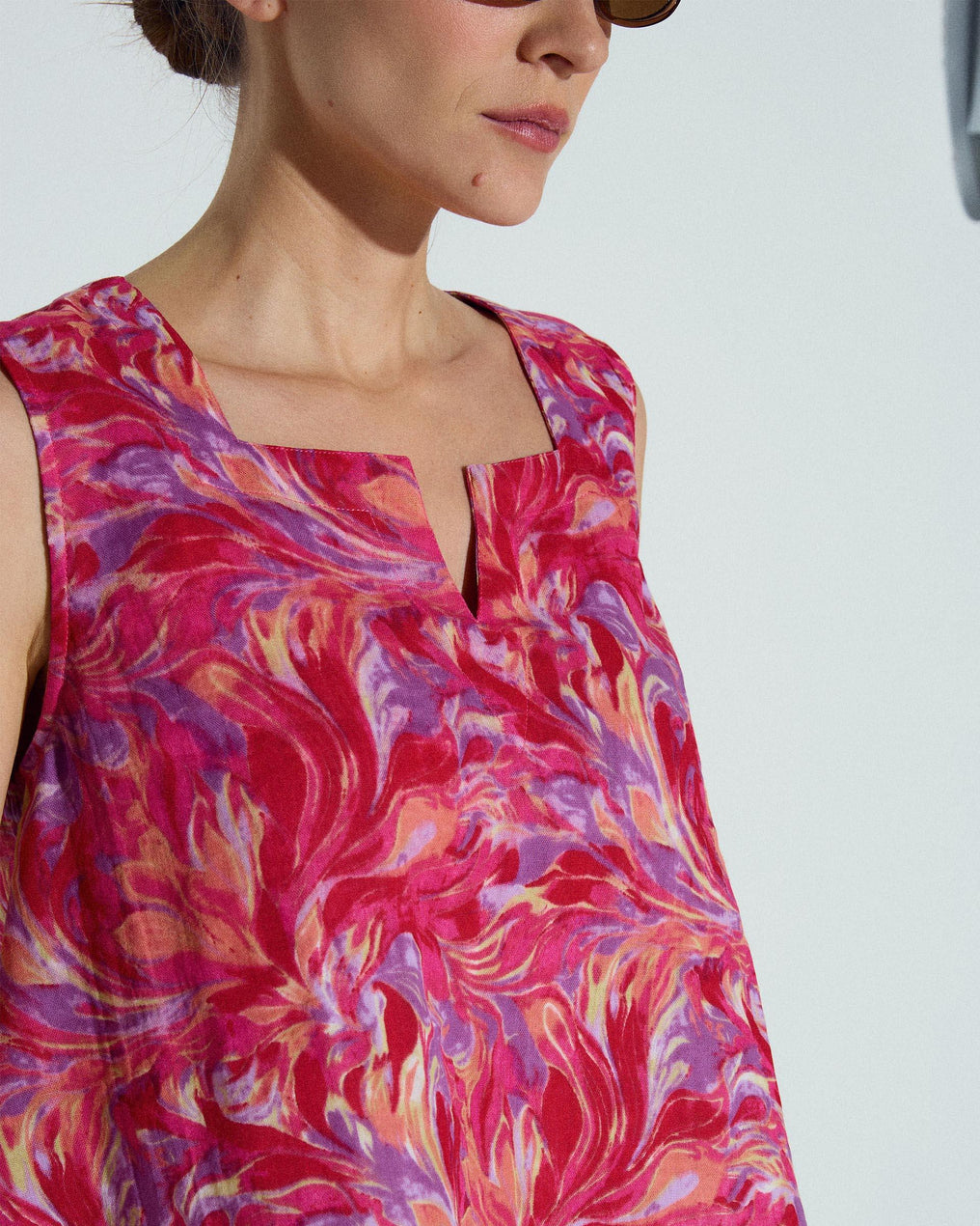 Top Botones Frunces Estampado Floral Fucsia