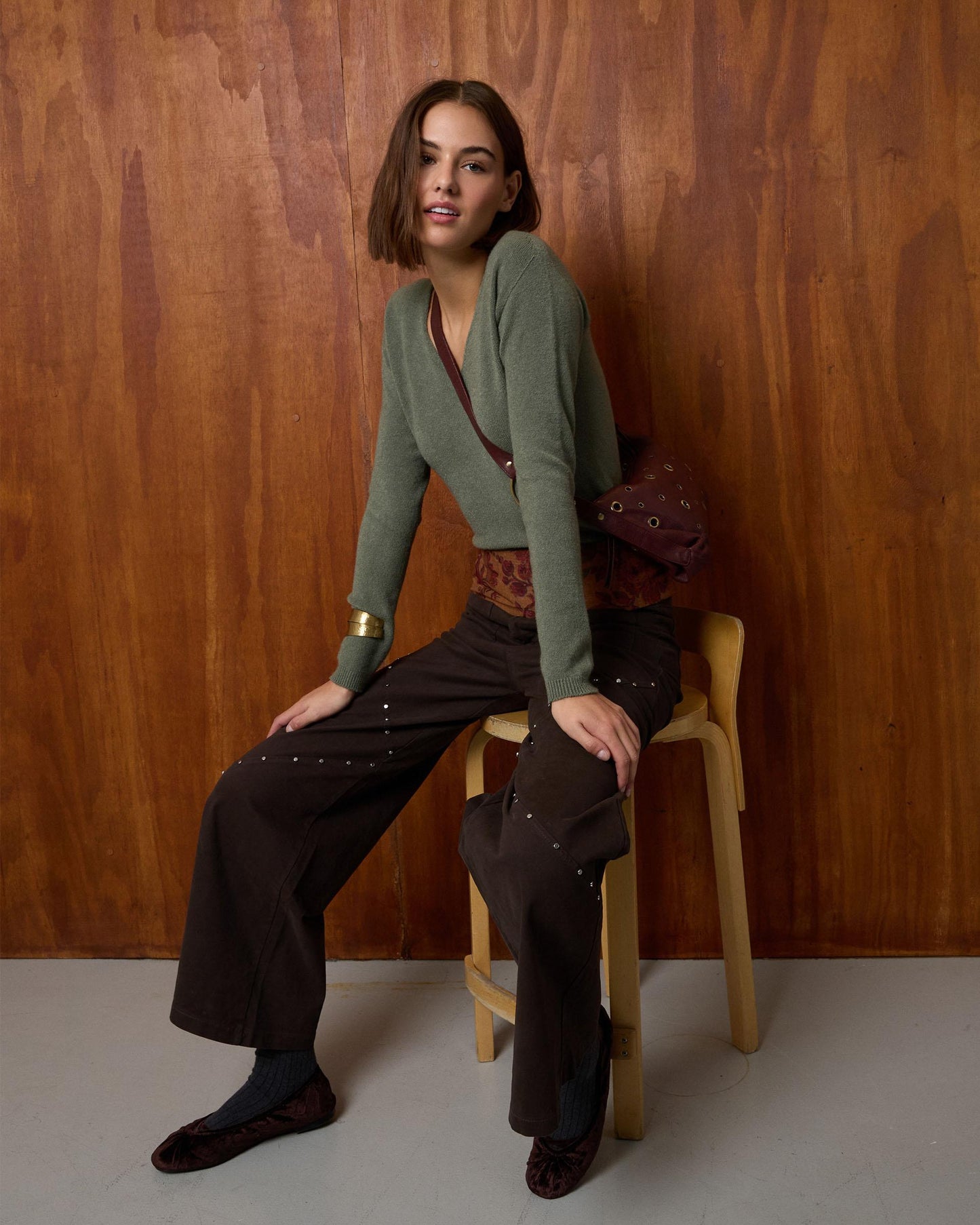 Basic V-Neck Sweater Light Green