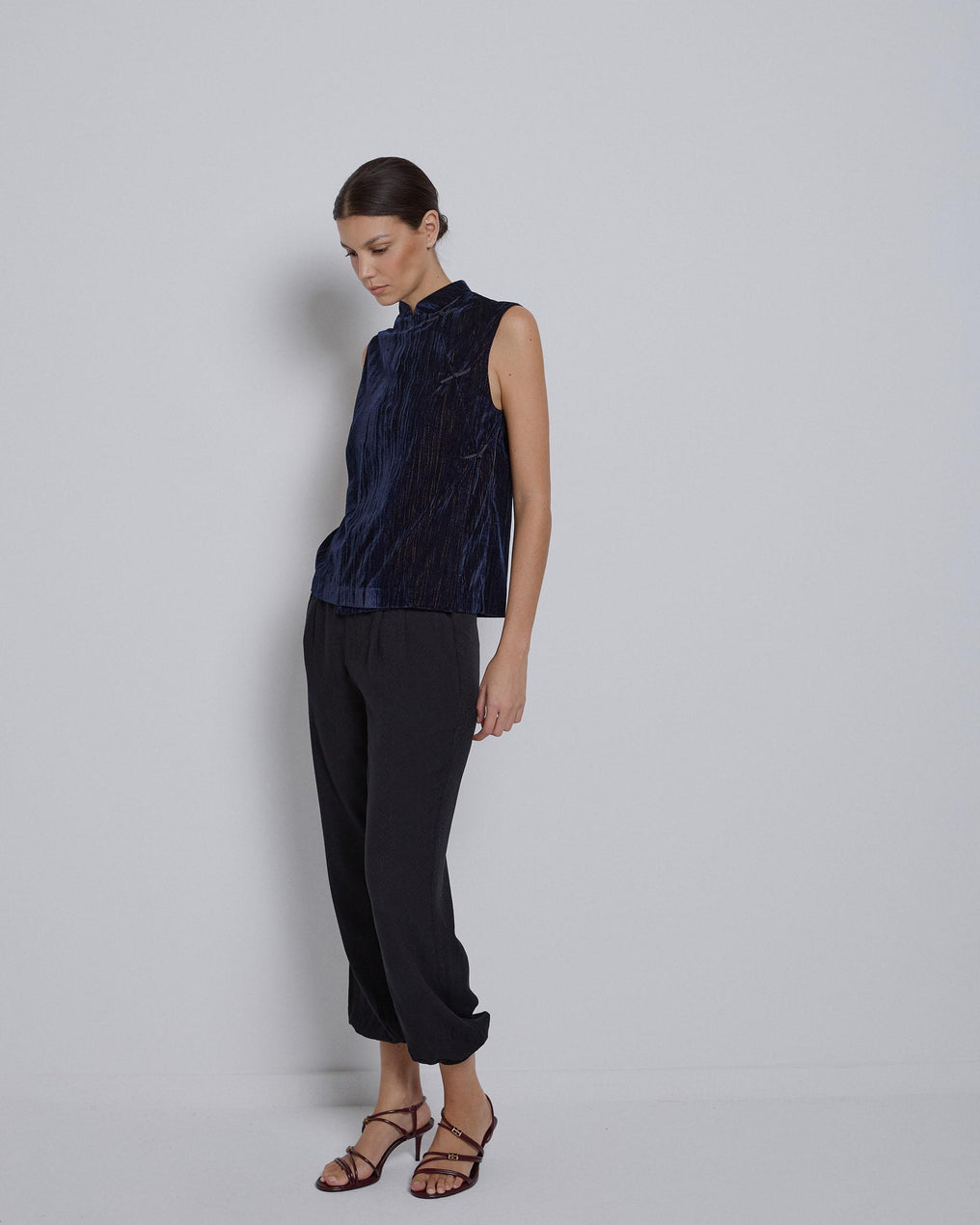 Top Japo Terciopelo Azul Oscuro