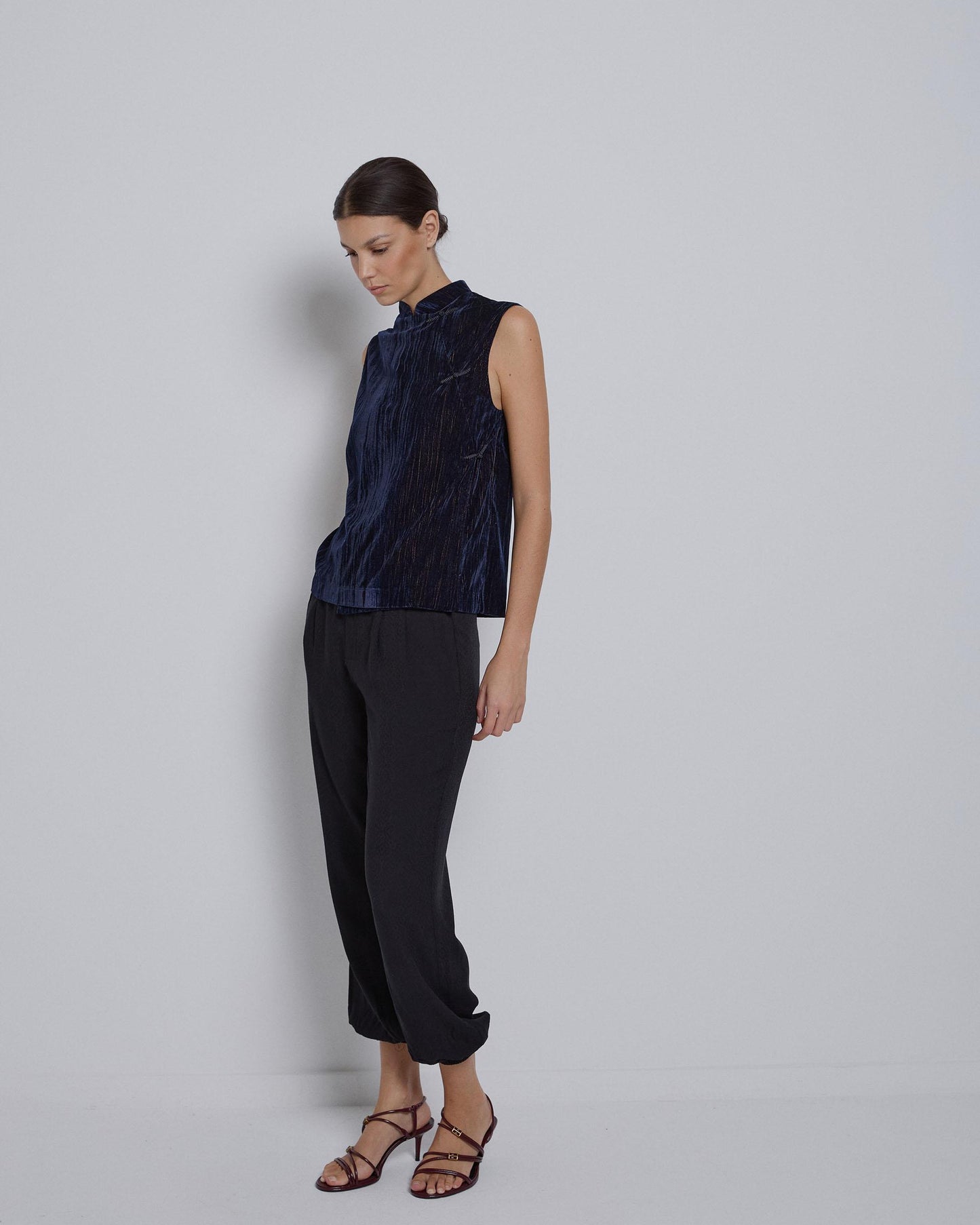 Top Japo Terciopelo Azul Oscuro