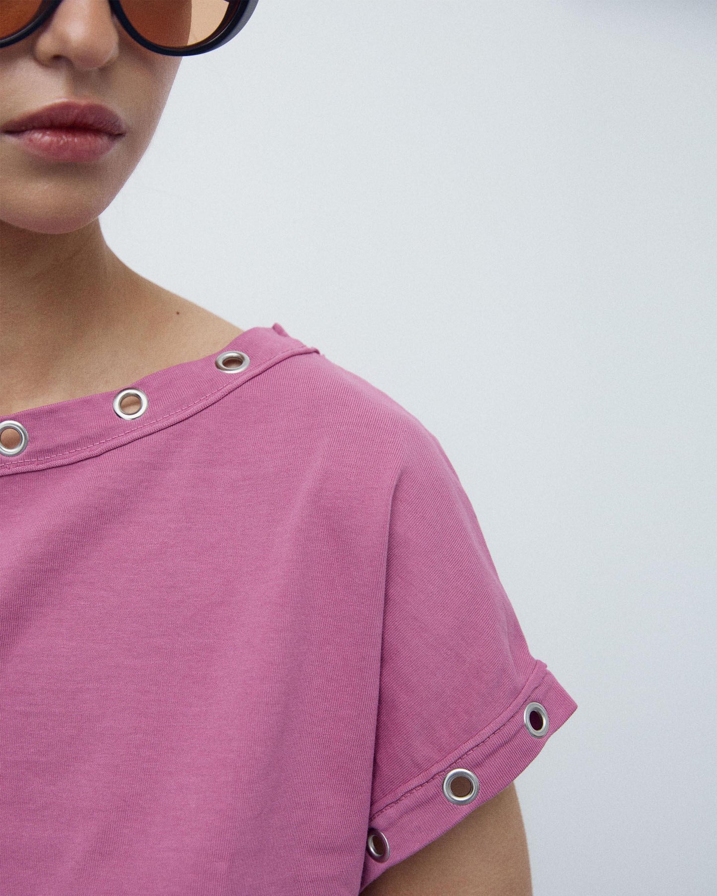 Camiseta Manga Corta Eyelets Rosa