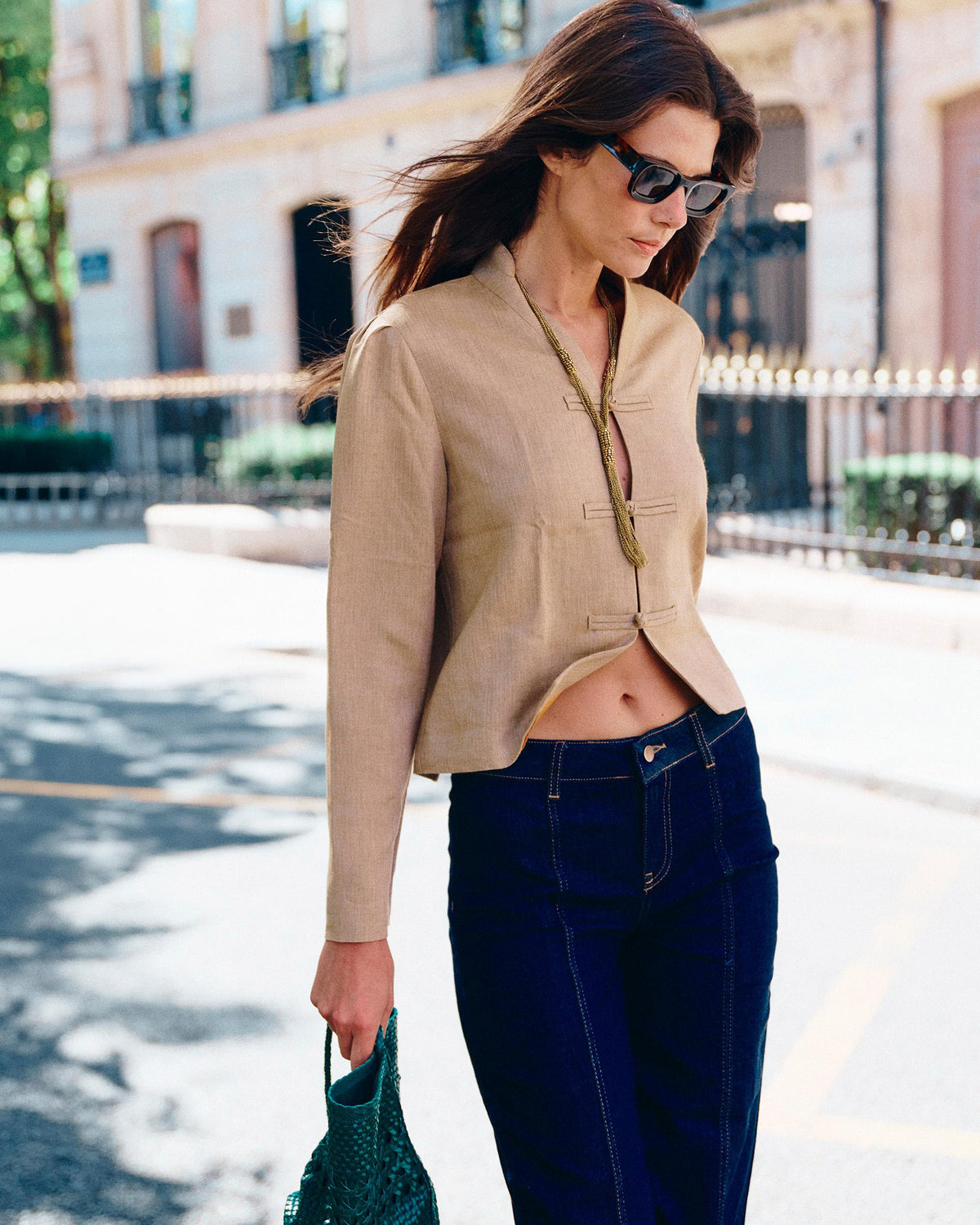 Chaqueta Corta Alamares Espiga Camel