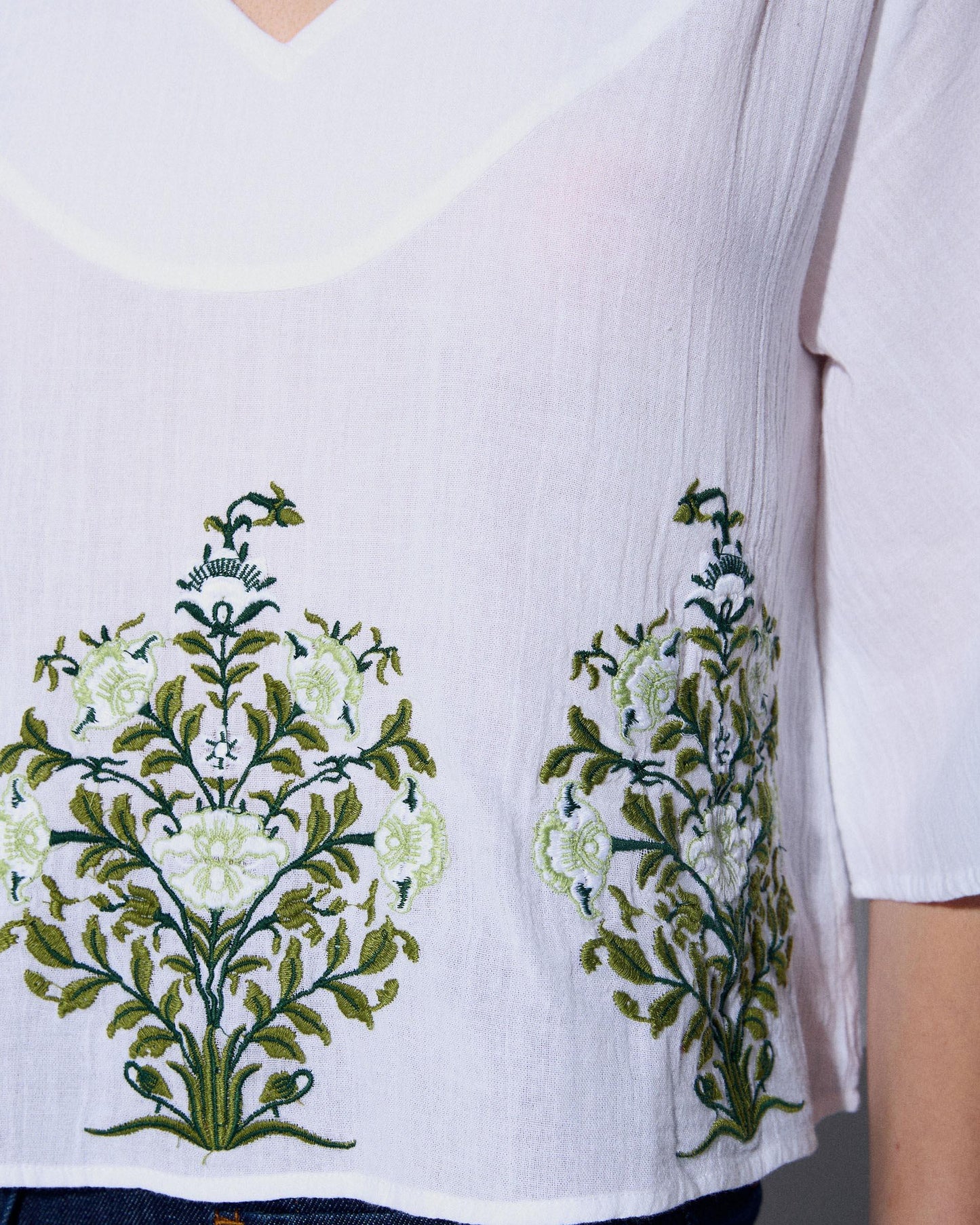 White Blouse with Floral Embroidery and V-Neck Yoke