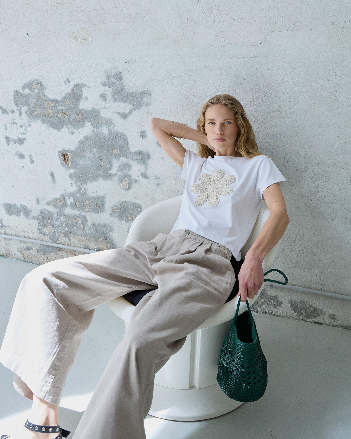 T-shirt Flor Crochet Branco