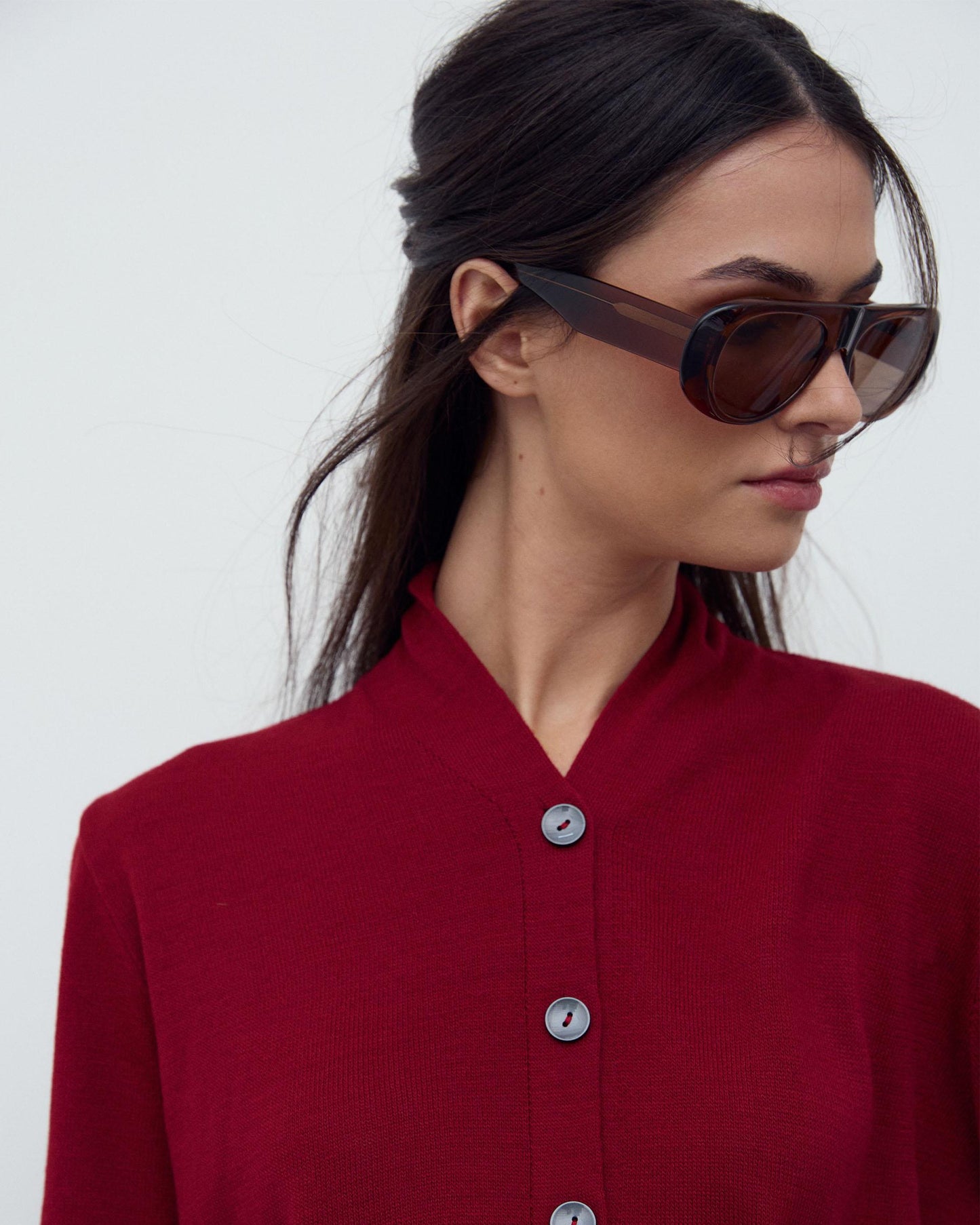 Chaqueta Punto Cuello Subido Pico Granate