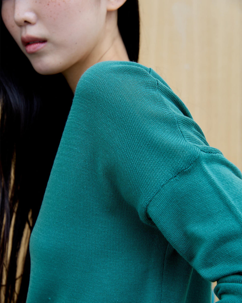 Jersey Cuello Pico Punto Fino Petróleo