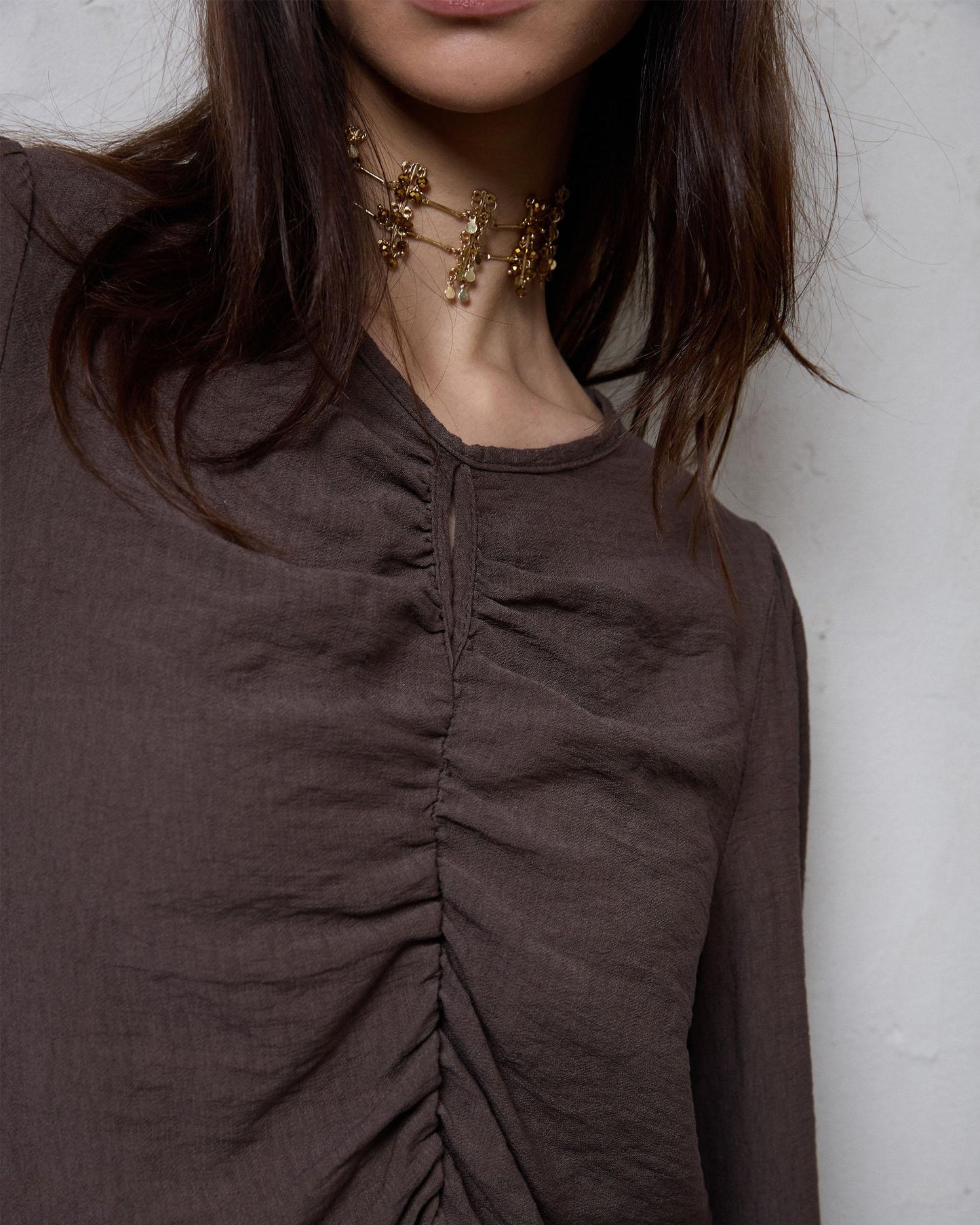 Blusa Fruncido Delantero Marrón