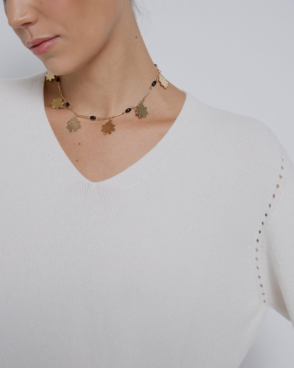 Jersey Cuello Pico Blanco