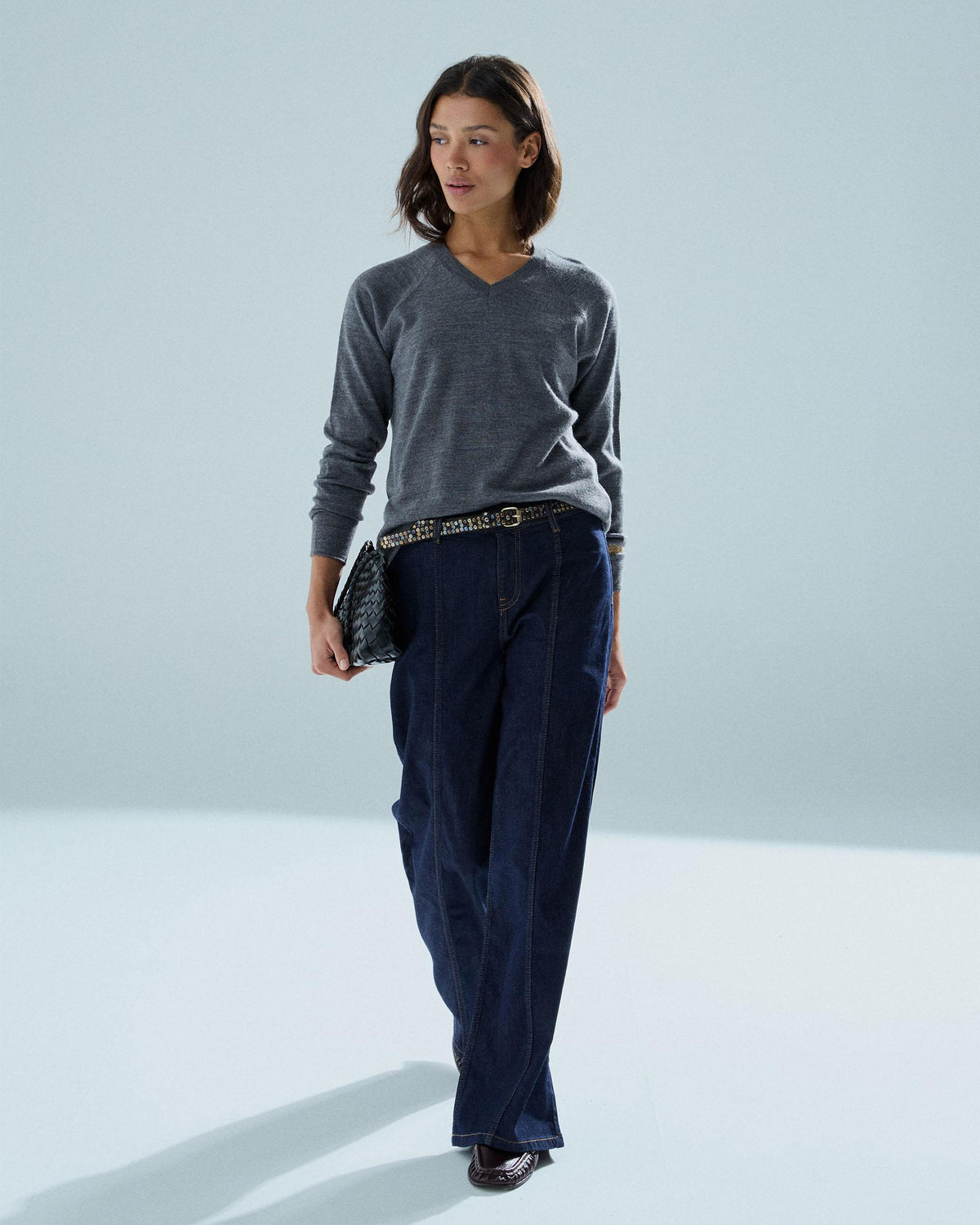 Jersey Básico Escote Pico Gris