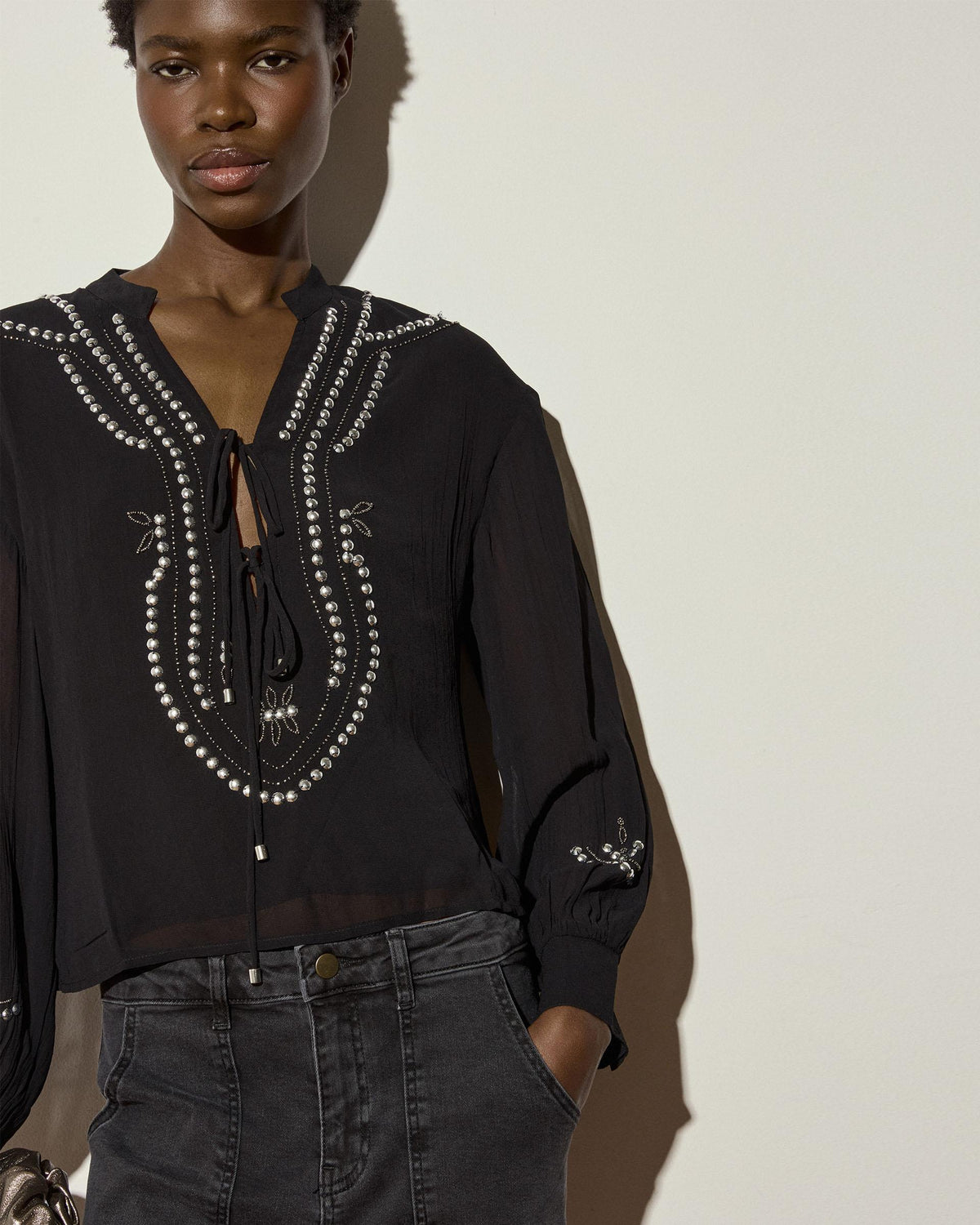 Blusa De Manga Larga Detalle Delantero Antracita