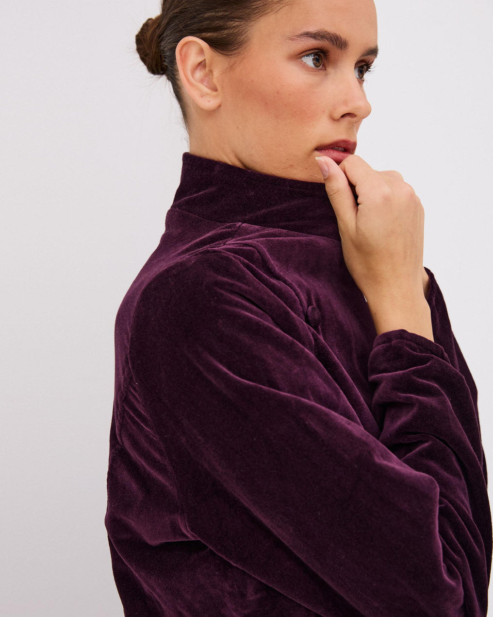Chaqueta Cruzada Terciopelo Morado
