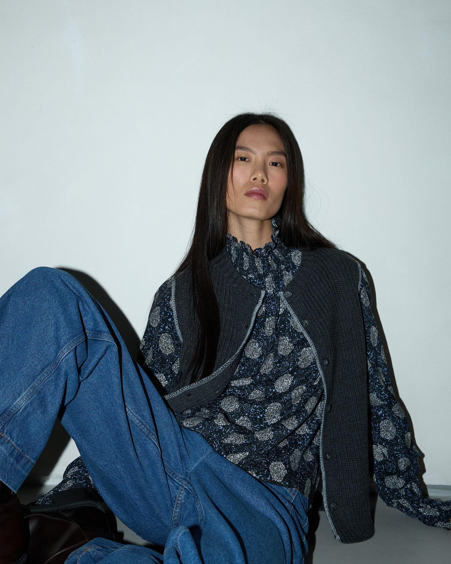 Blusa Estampado Amebas Azul Oscuro