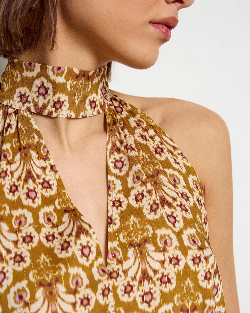 Top Abertura Estampado Mostaza