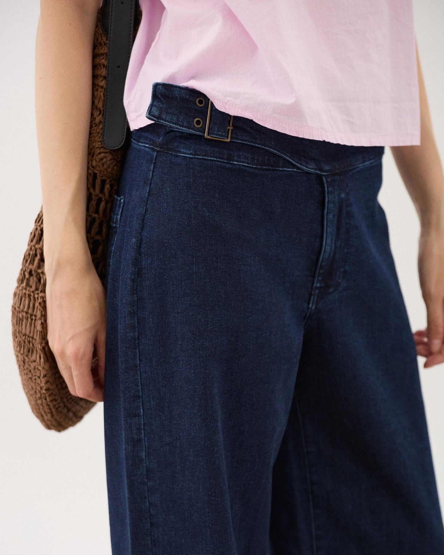 Jeans Ceinture Boucle Latéral Bleu Foncé