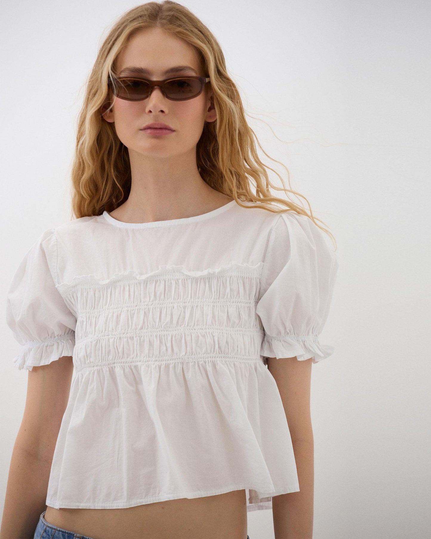 Blusa Manga Abullonada Gomas Blanca
