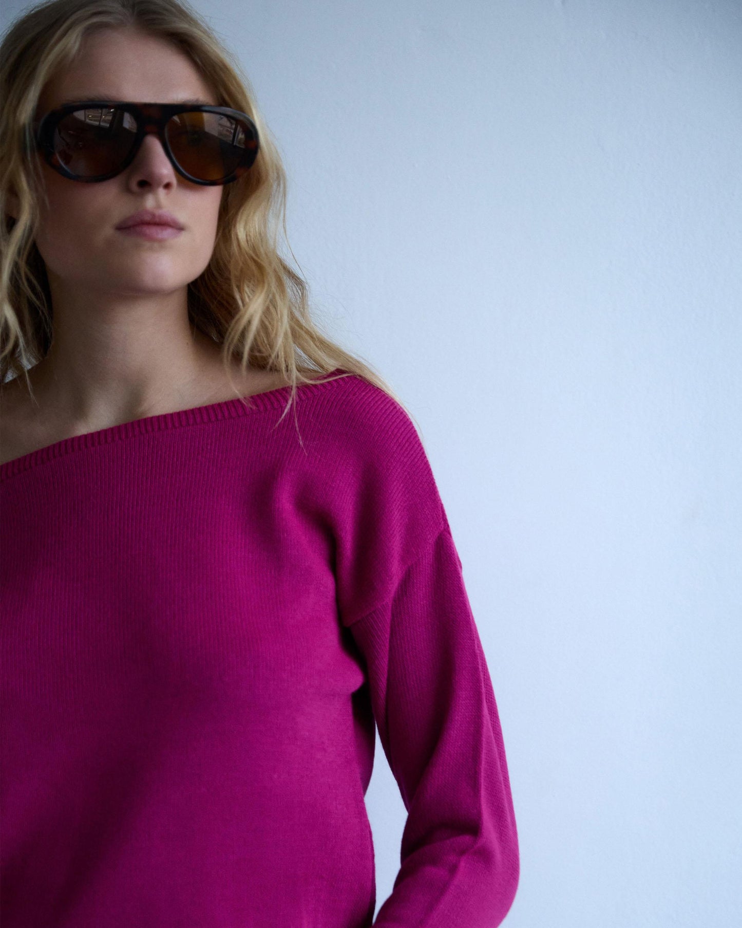 Jersey Cuello Asimétrico Fucsia