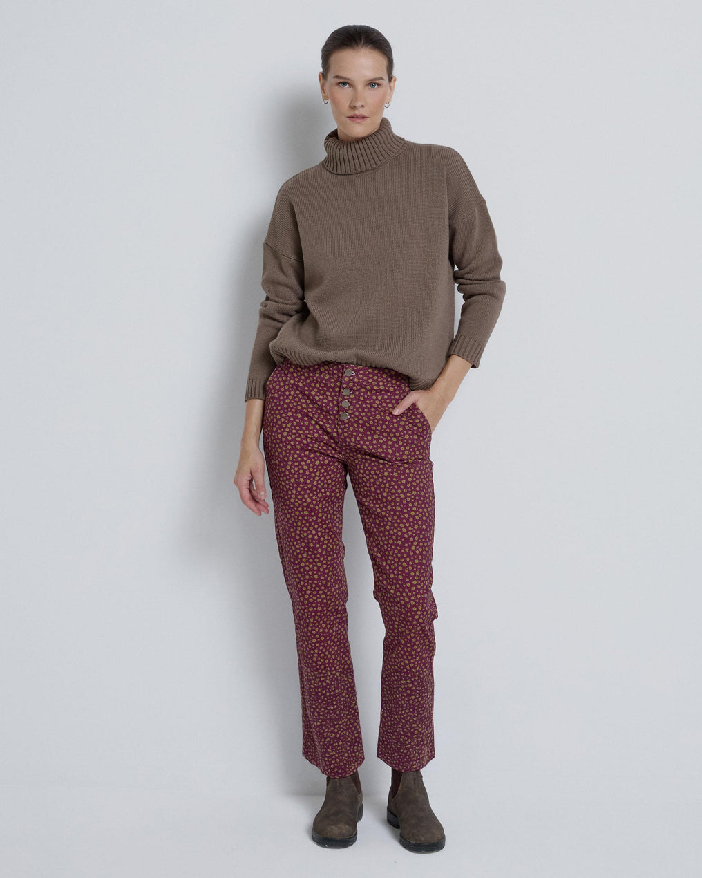 Camisola de gola alta taupe