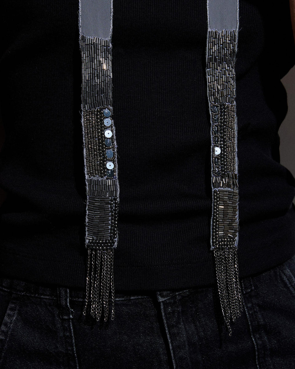 Collar Organza Apliques Lentejuelas Gris