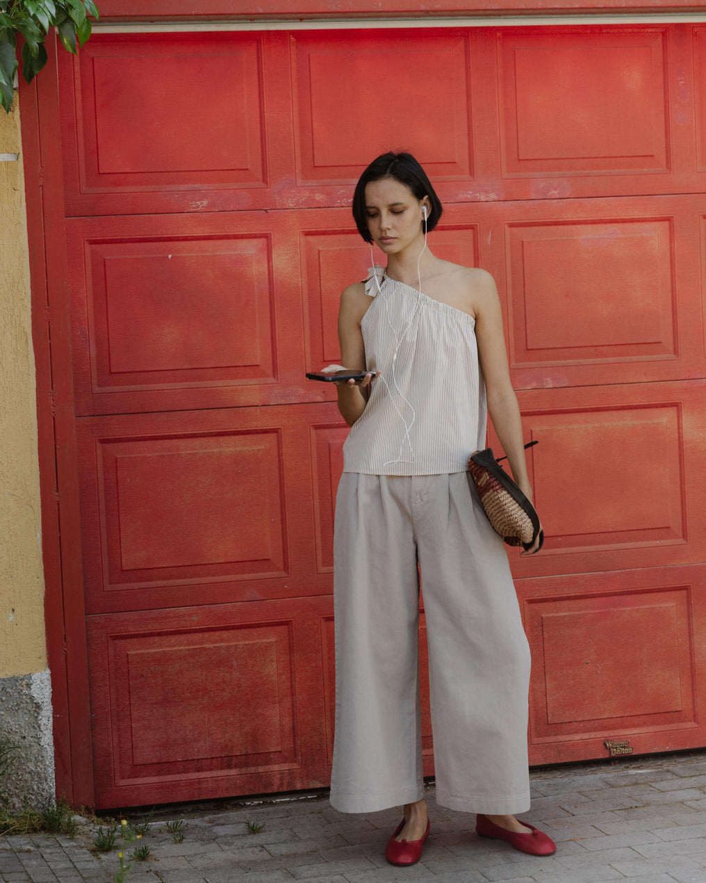 Pantalón Wide Leg Pinzas Beige