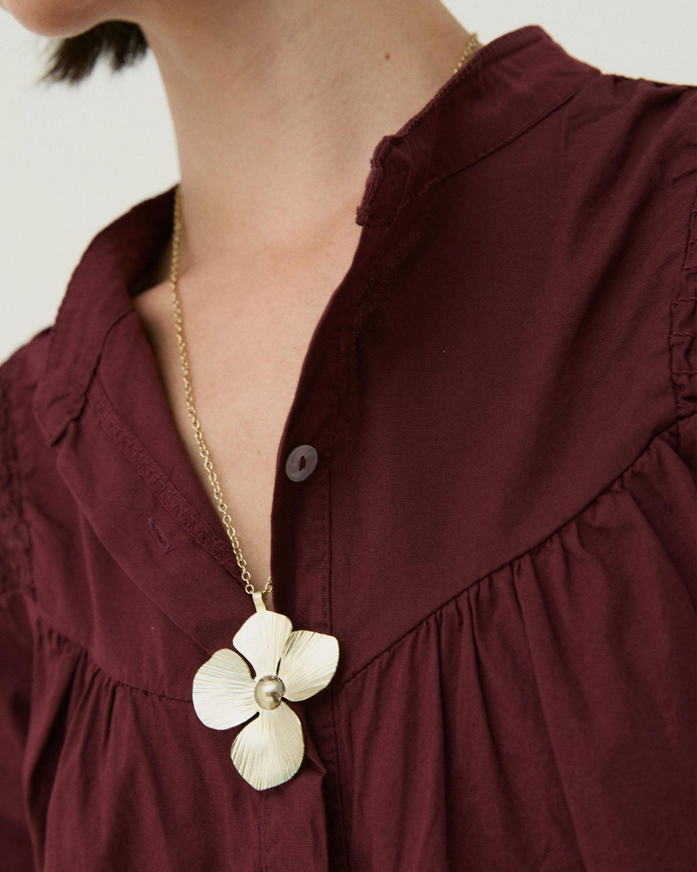 Collar Cadena Flor Rigida Oro