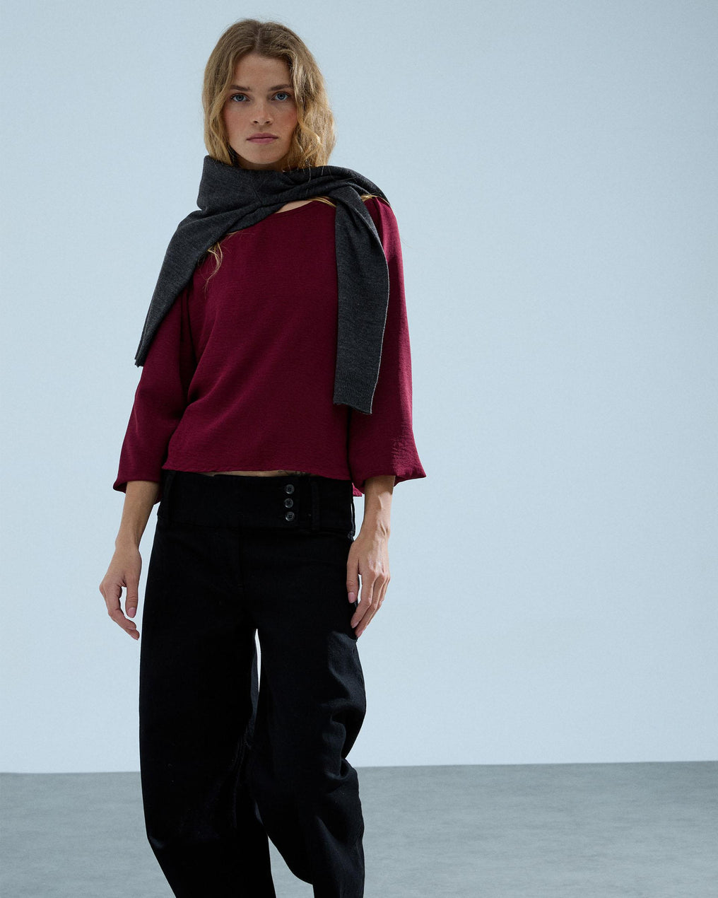 Blusa Básica Cuello Redondo Granate