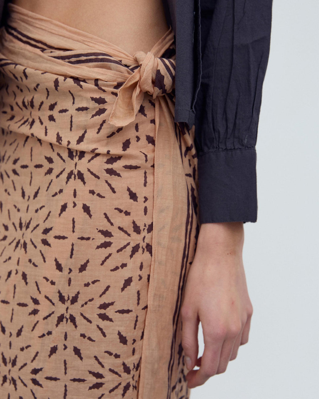 Pareo Estampado Hojas Cenefa Salmon