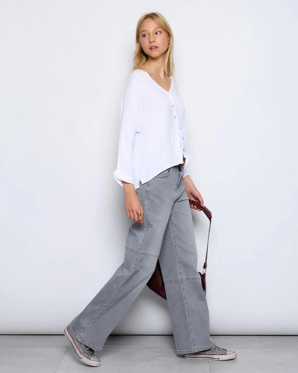 Blusa Básica Escote Pico Blanca