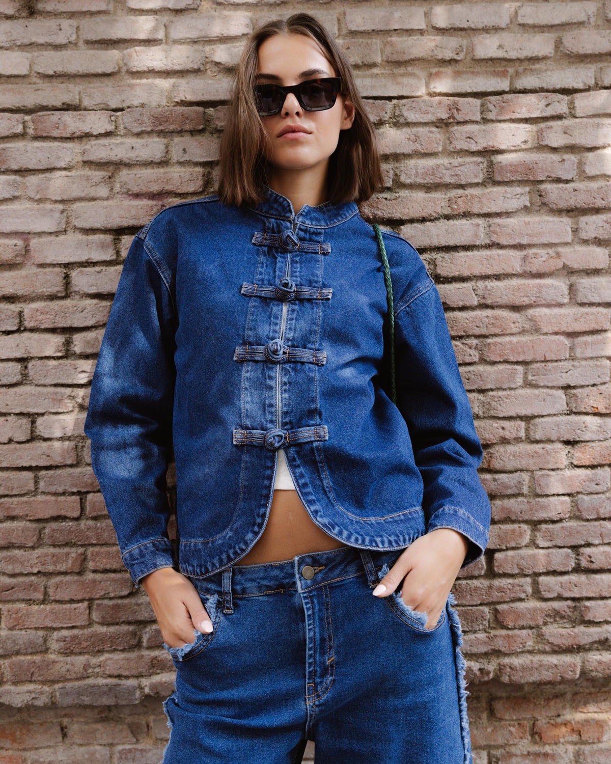Blouson en Denim Bleu à Brandebourgs