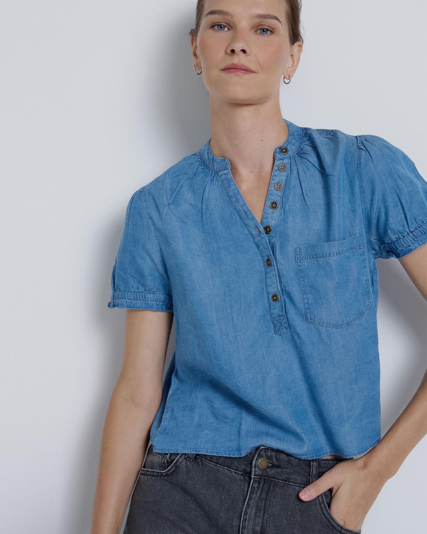 Blusa Jeans Manga Curta Azul