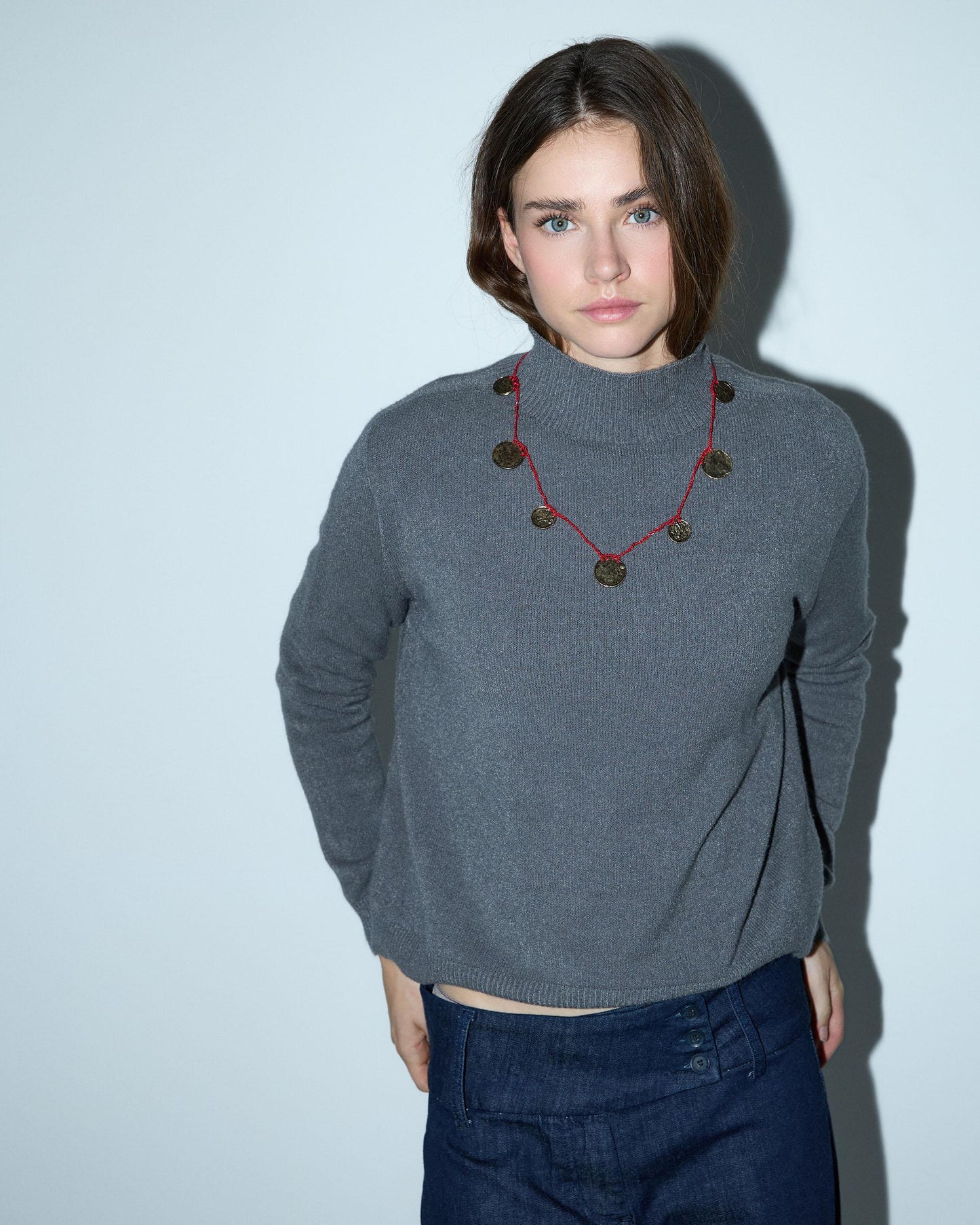 Jersey Cuello Alto Gris